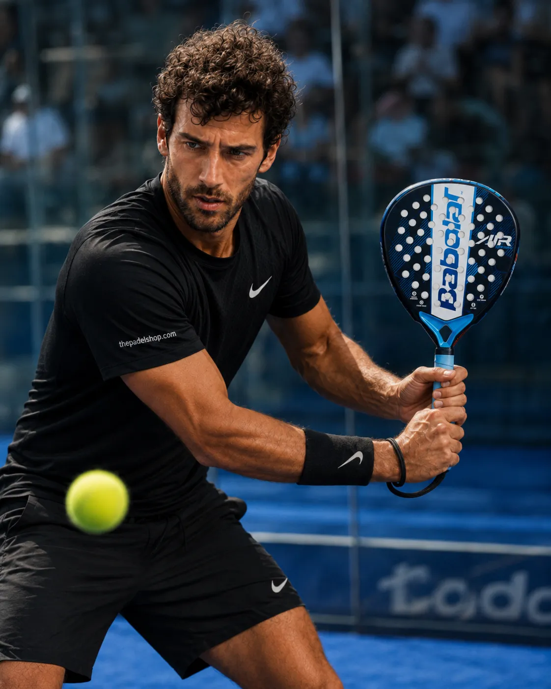 Luca Navarro testing the Babolat Air Origin 2026 padel racket on court